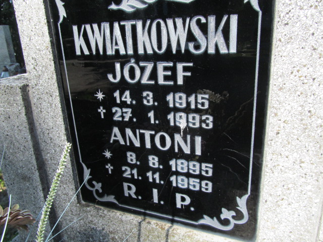 Antoni Kwiatkowski 1895 Kędzierzyn - Koźle - Grobonet - Wyszukiwarka osób pochowanych